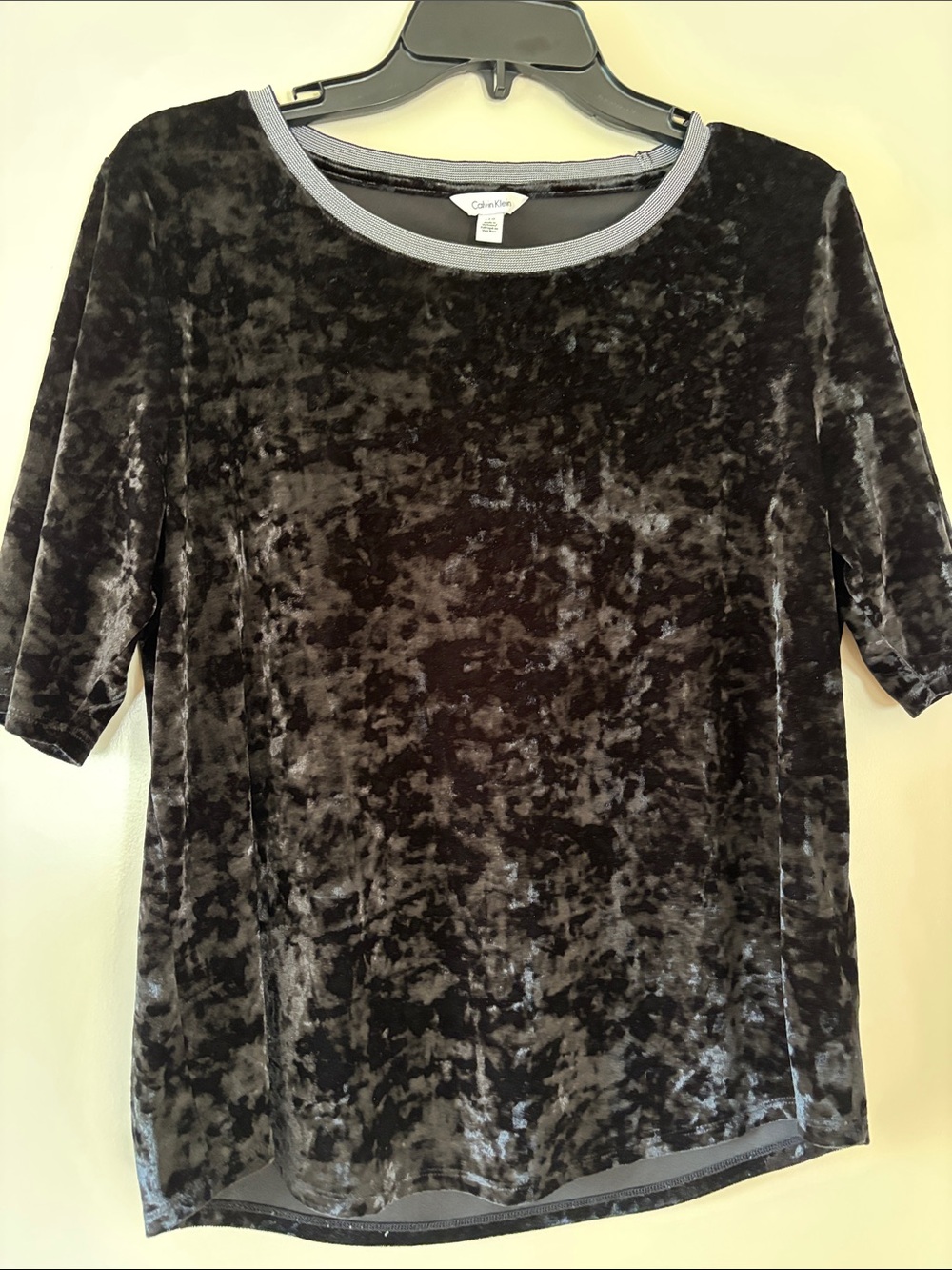 Calvin Klein Women's Black Crushed Velvet Short Sleeve Tee with Gray Trim